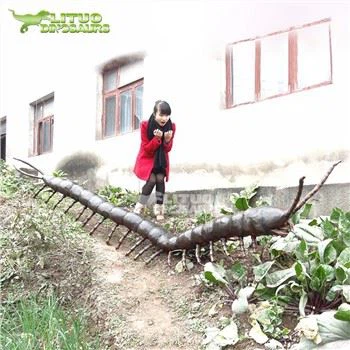 Animatronic Scolopendra